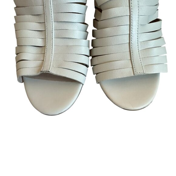 Tahari Makailyn Strappy White High Heel Sandals Leather Wood Block Heel Size 9.5 - Picture 4 of 11